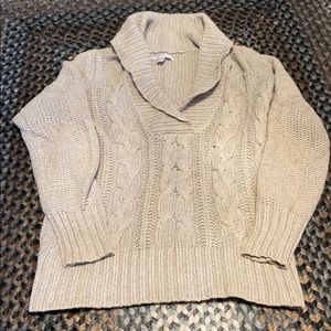 Women’s Old Navy Tan Sweater size Med